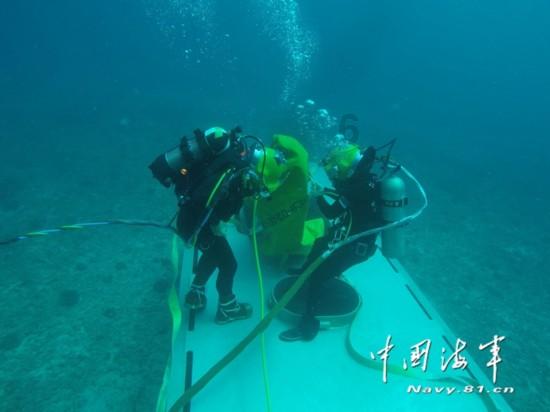 省十四届人大二次会议大理州代表团审议省人大常委会工作报告和省“两院”工作报告 杨国宗陈真永张剑萍参加审议