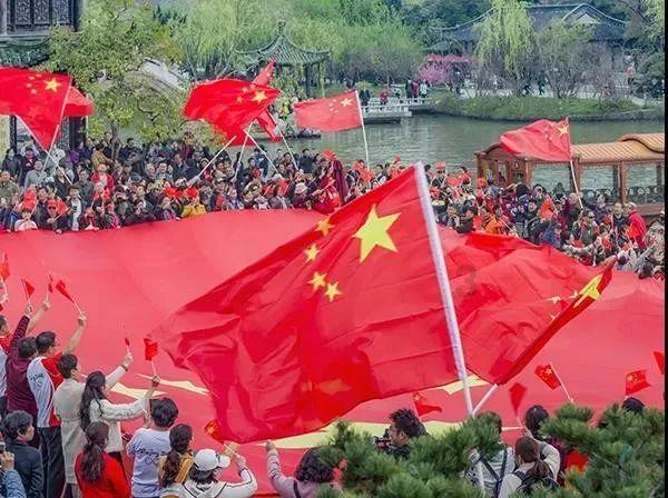 孩子总是沉迷于游戏，家长该如何让孩子戒掉游戏？游戏画面