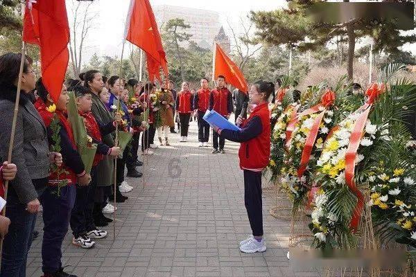 逃离隐秘的洞穴