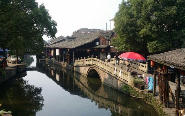 曾像夜那么黑每个清晨是什么歌？游戏画面