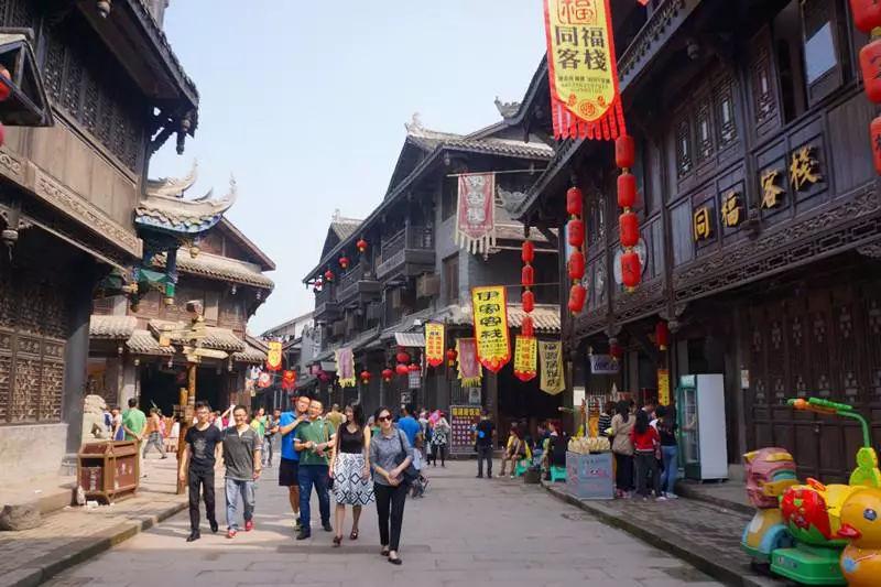 首份无车家庭申请指标公证书出炉 扫码阅读手机版