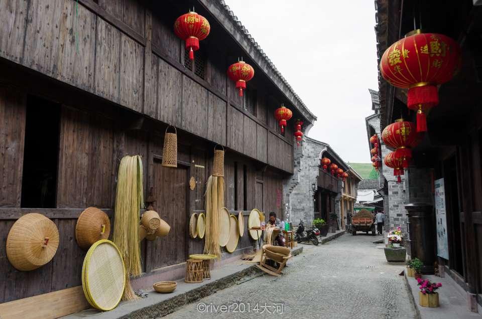 五年以后，70万存款和70万的房子，究竟哪个更值钱？答案来了