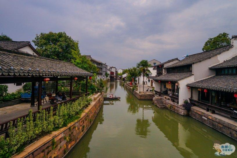 叠滘龙船漂移跃然纸上！南海艺术家创作出《桂城文旅长卷》图